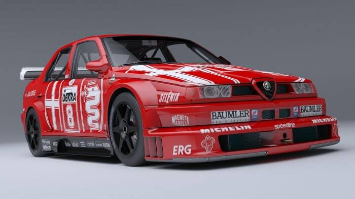 Dieses Foto zeigt einen Alfa Romeo 155, der bei der Deutschen Tourenwagenmeisterschaft als Rennwagen eingesetzt wurde. Es handelt sich um einen der neuen Oldtimer 2022.