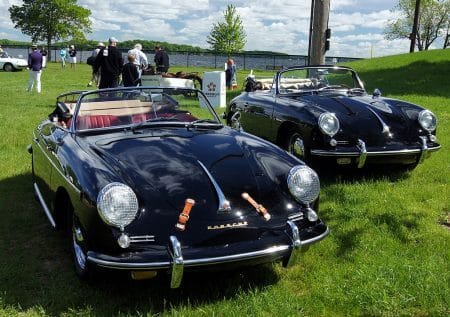 Dieses Foto zeigt ein Oldtimer-Cabrio - einen Porsche 356 SC .