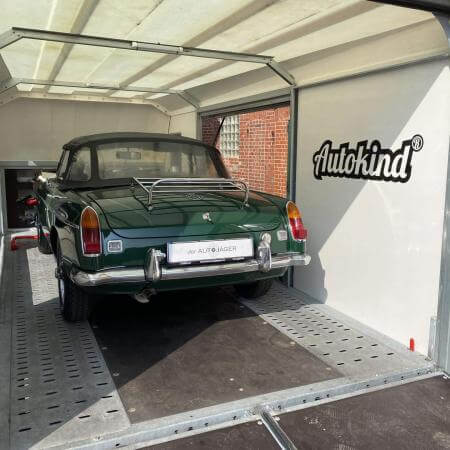 Oldtimer-Transport mit dem Spezialisten AUTOKIND.