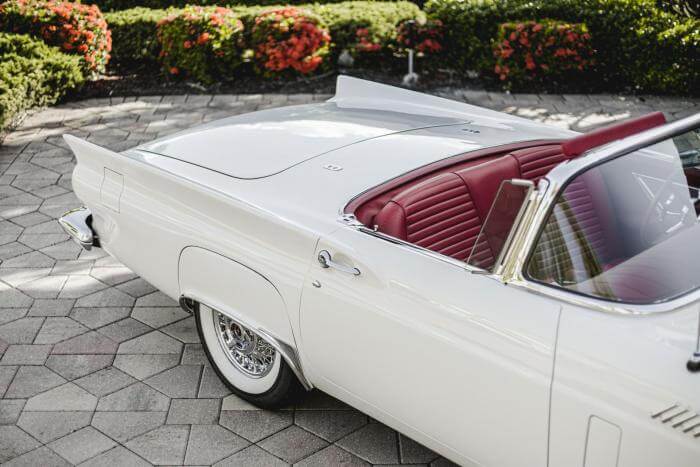 Ford Thunderbird