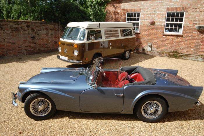 Oldtimer Daimler Dart SP 250