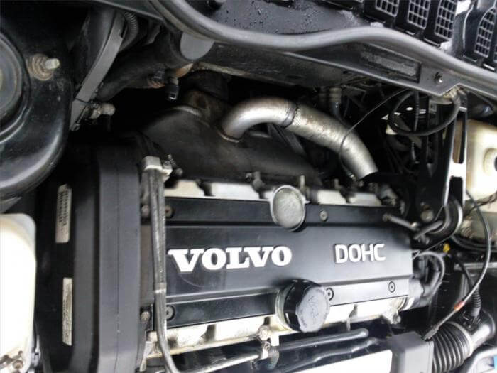 Motor eines Volvo 850 2,5 20V