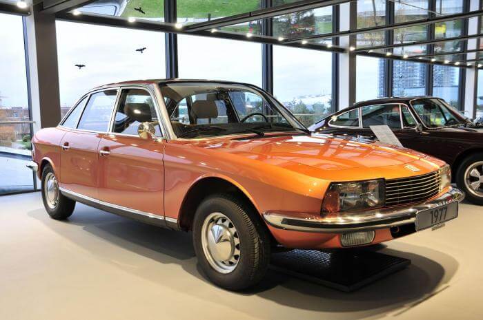 NSU Ro 80 Oldtimer, ausgestellt in einem Oldtimer-Museum