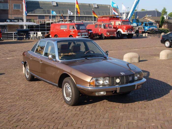 NSU Ro 80 Oldtimer in braunmetallic