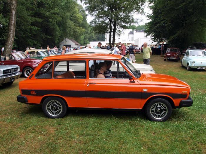 orangener Oldtimer