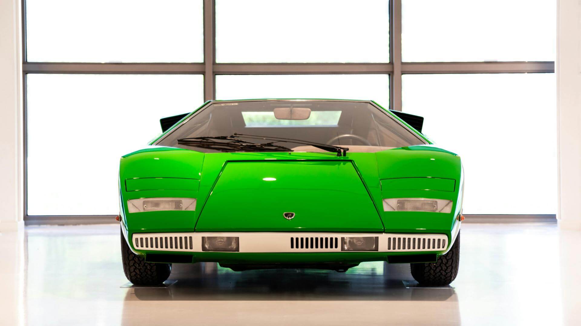 Lamborghini Countach, grüner Oldtimer