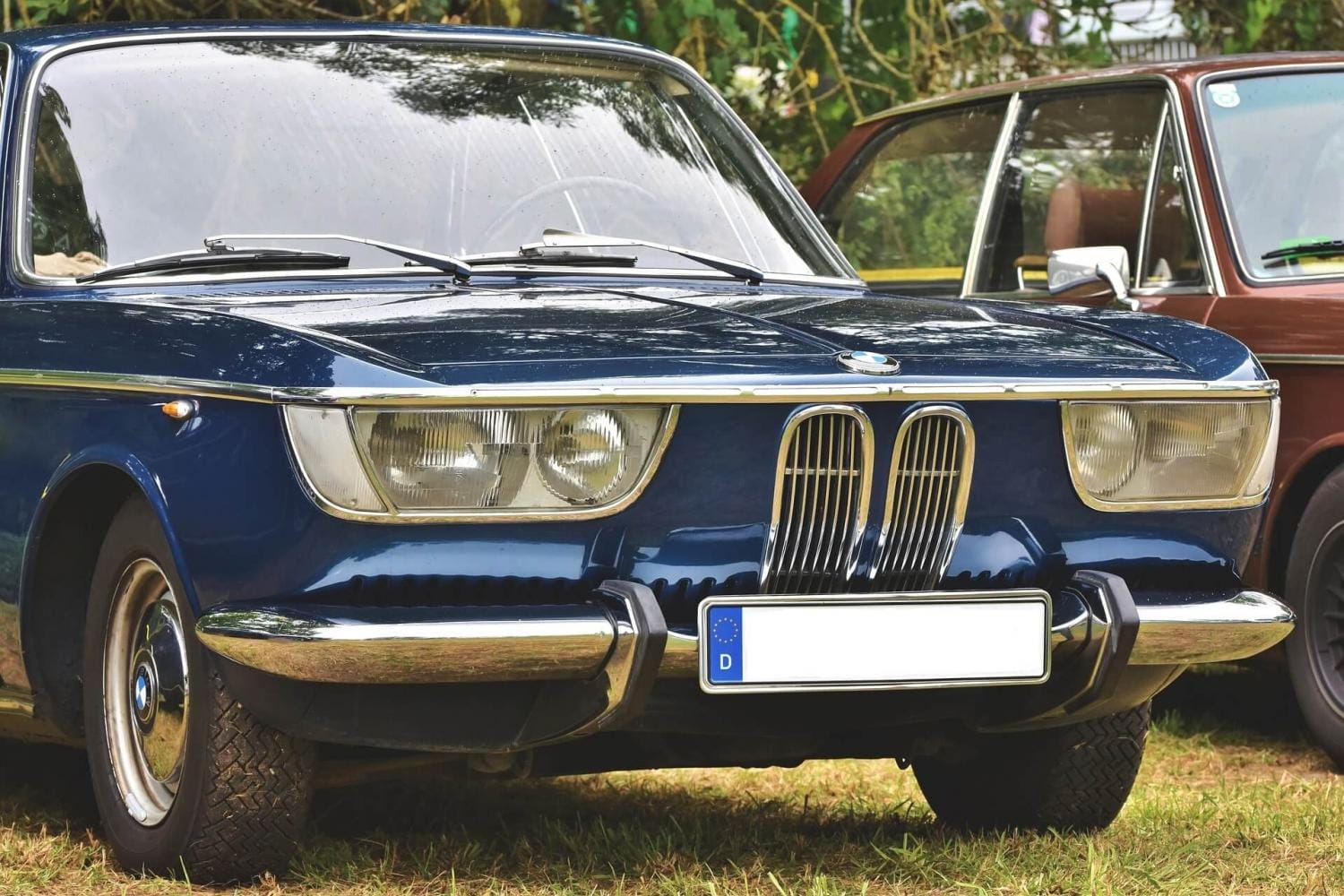 blauer BMW Oldtimer