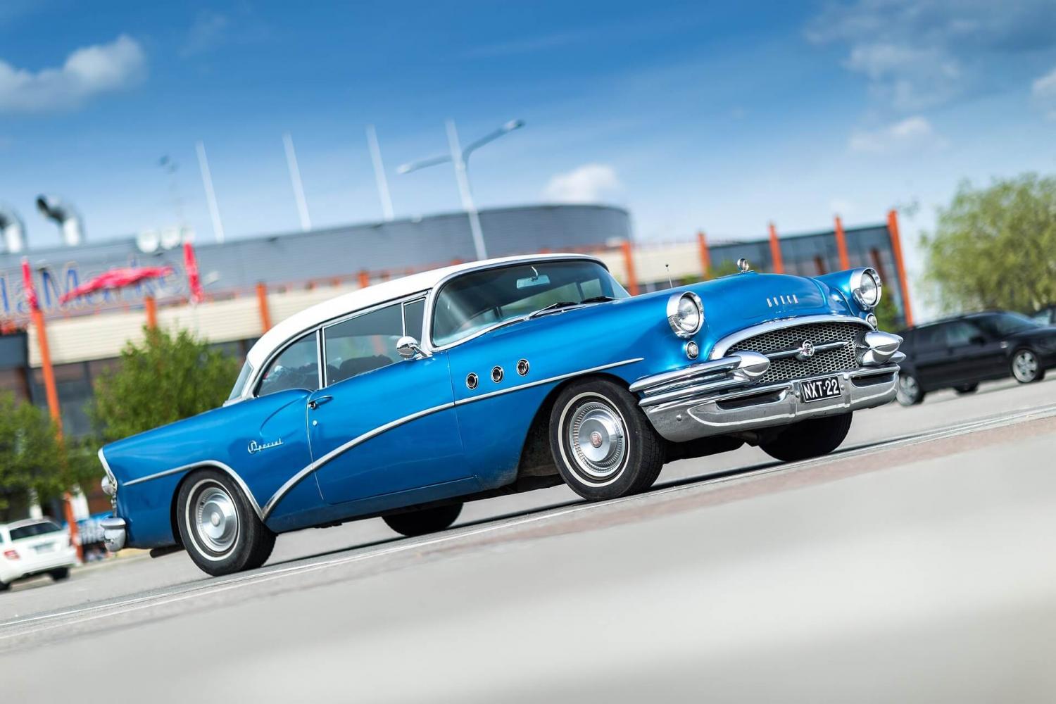 blauer Buick Oldtimer